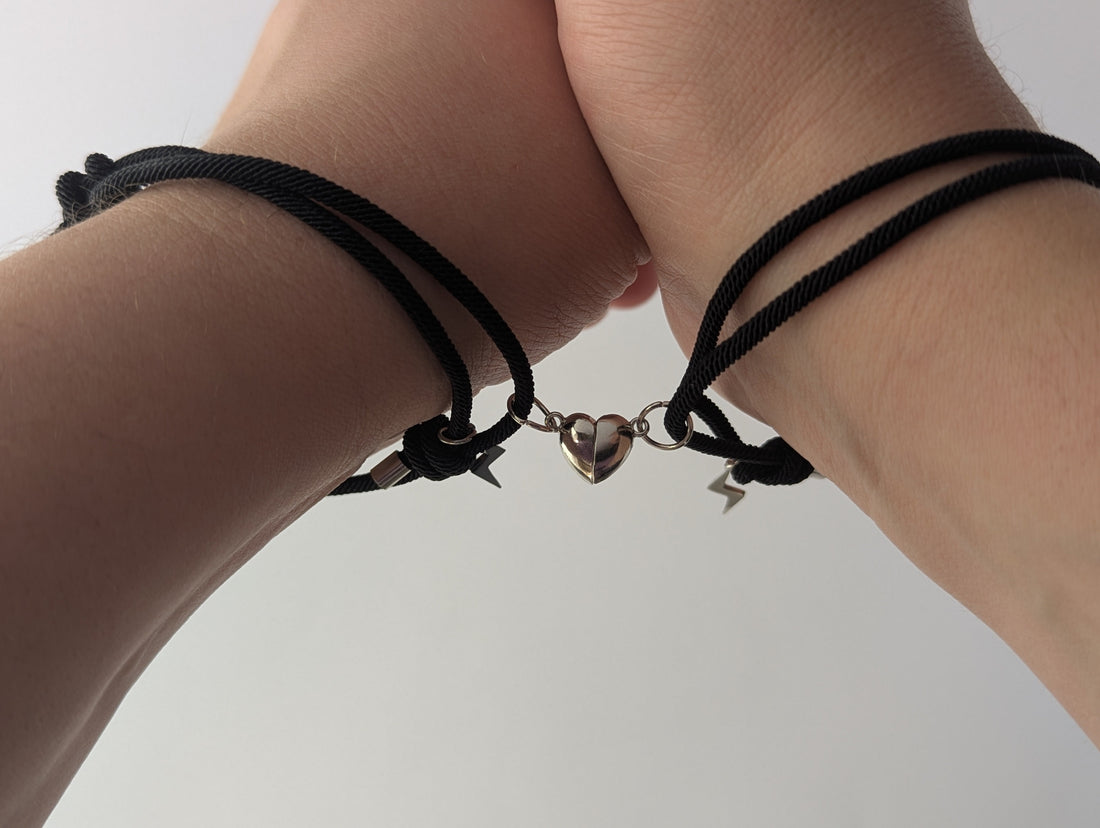 “The Bestie Bond: Gifts That Say ‘We’ve Got Each Other’s Back’”